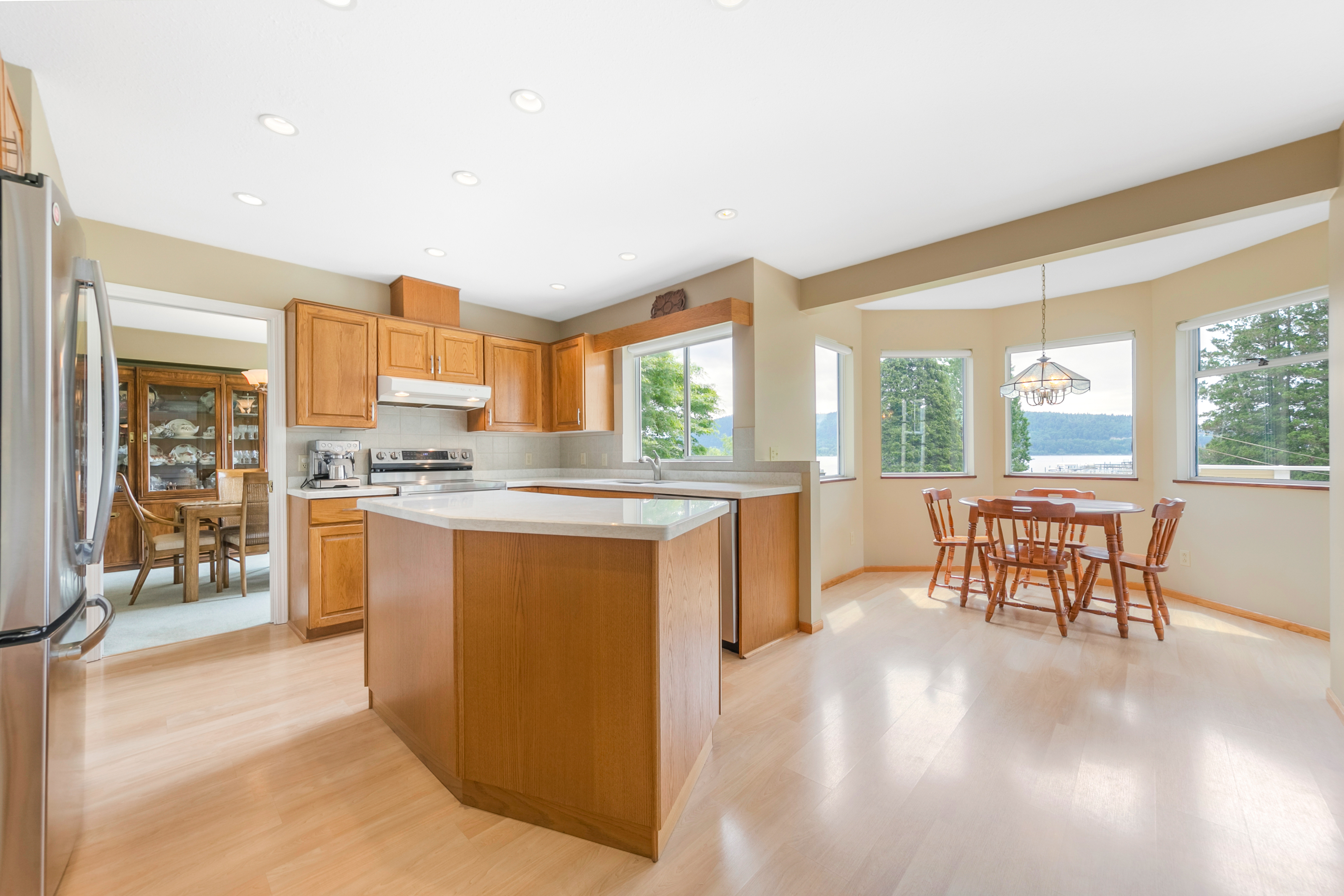 4467 Stonehaven Ave, North Vancouver, British Columbia  V7G 1X1 - Photo 10 - RP2674395529