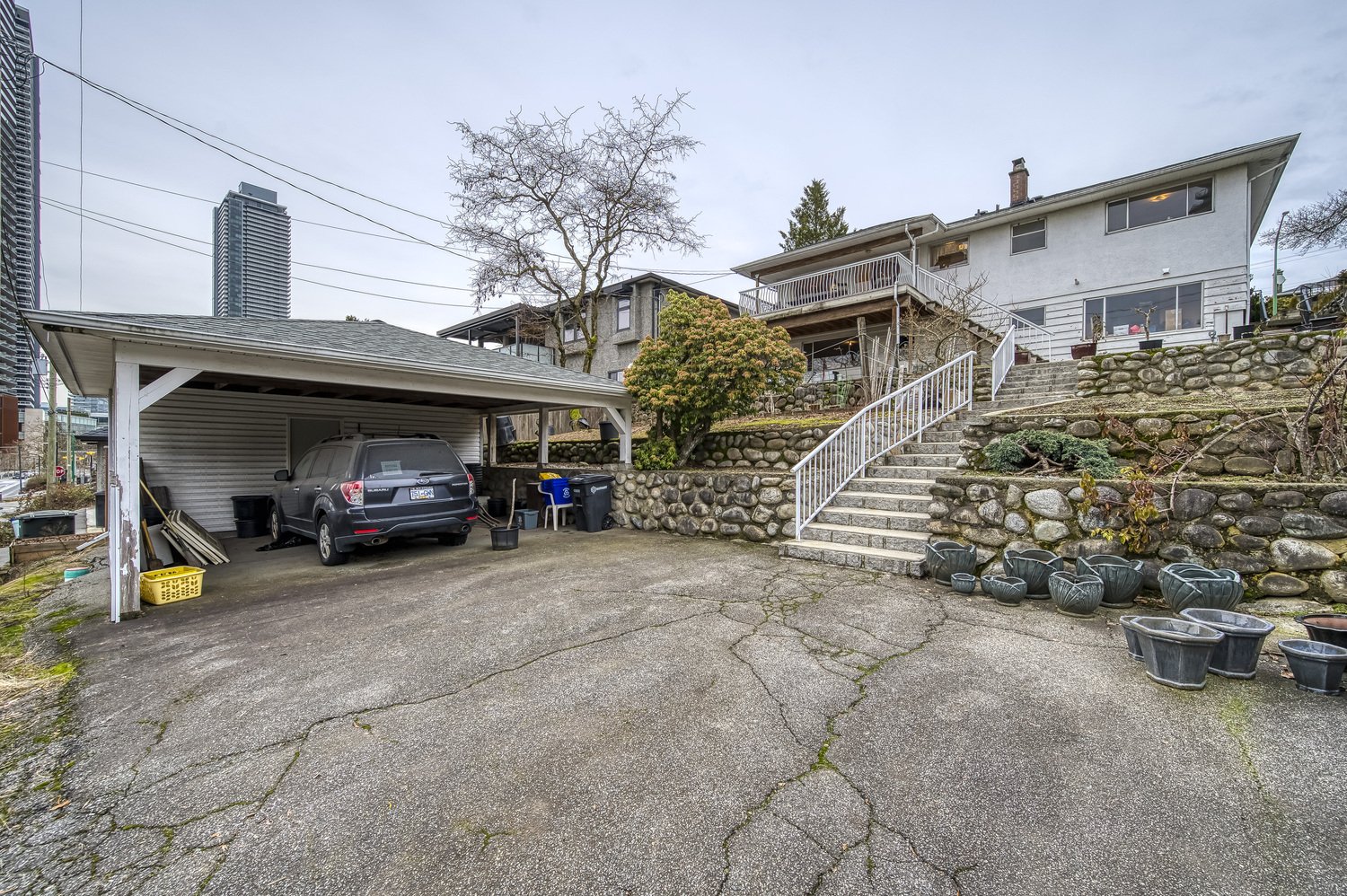 4742 Ridgelawn Drive, Burnaby, British Columbia  V5C 3Y2 - Photo 2 - RP279009060