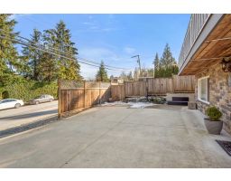 1147 Deep Cove Road, North Vancouver, British Columbia