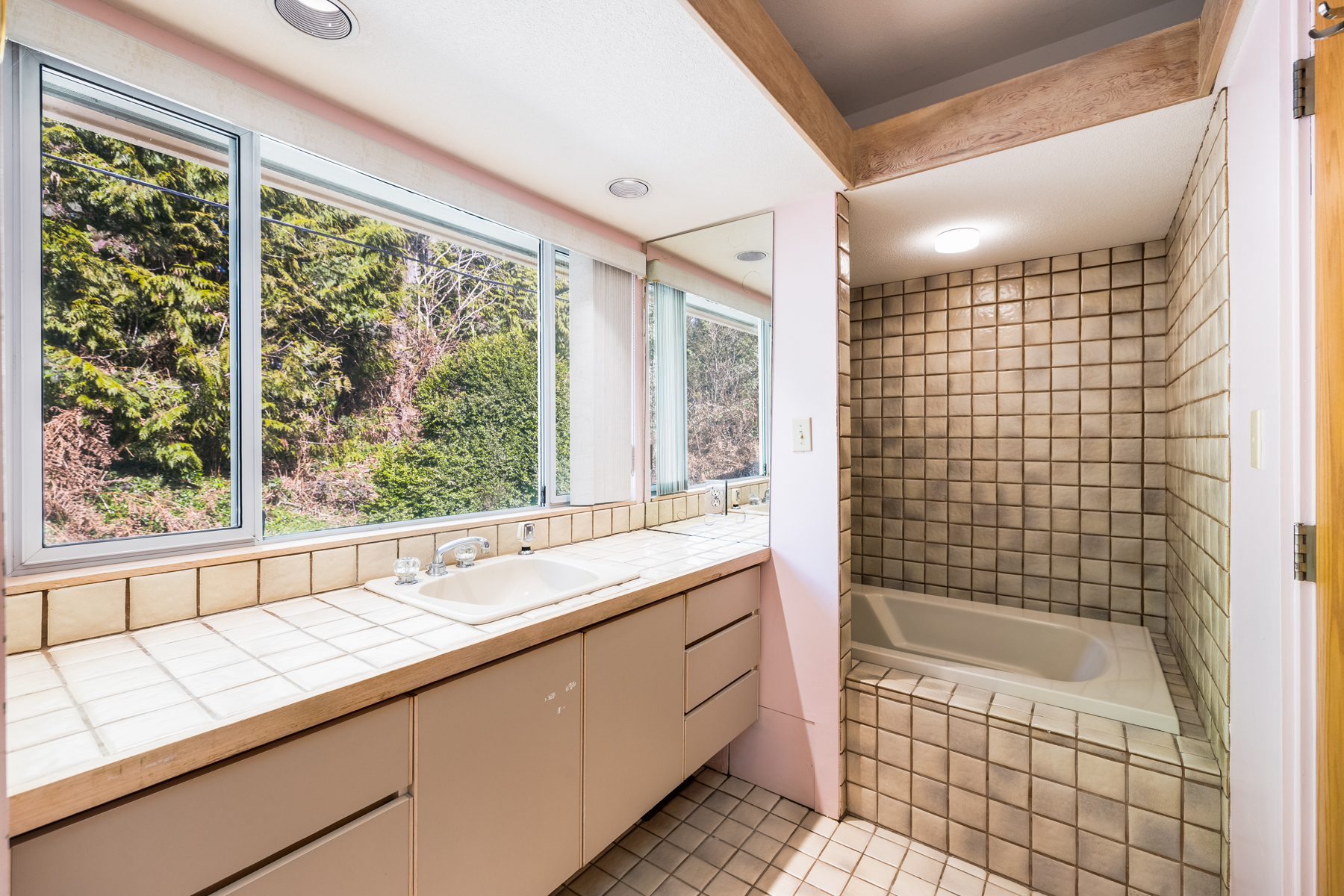 405 Bury Lane, West Vancouver, British Columbia  V7S 1K4 - Photo 14 - RP1439767728