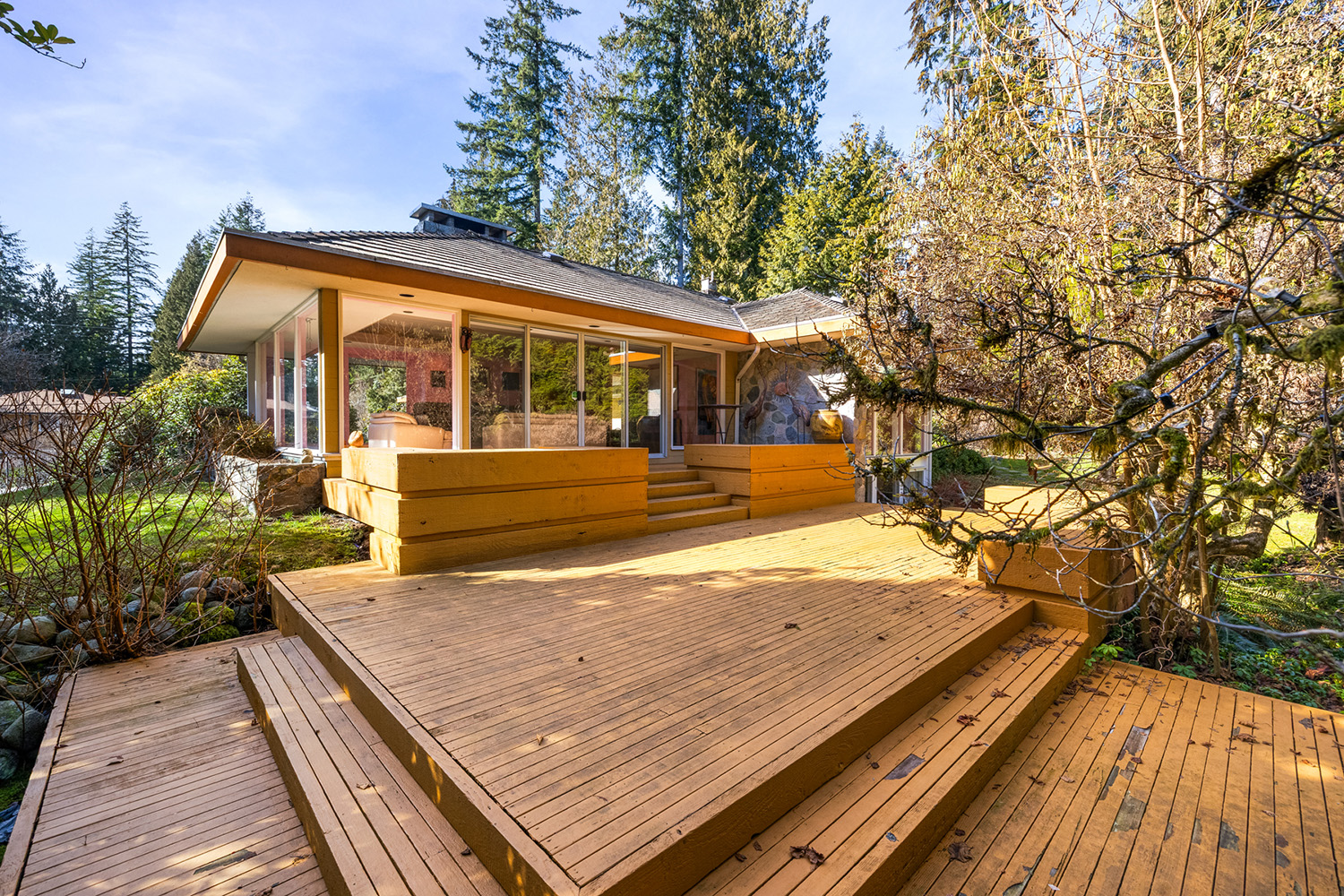 405 Bury Lane, West Vancouver, British Columbia  V7S 1K4 - Photo 5 - RP1439767728