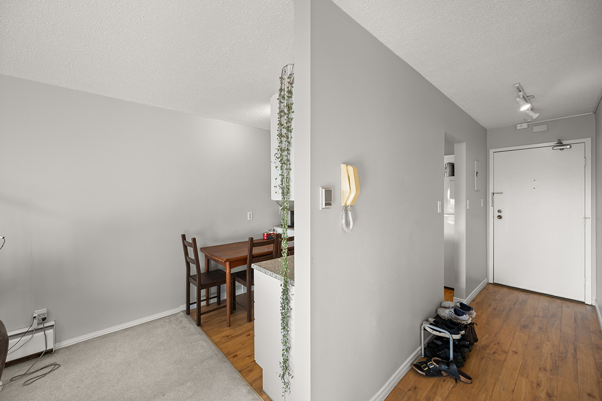 206-310 West 3rd Street, North Vancouver, British Columbia  V7M 1G4 - Photo 5 - RP2274758451