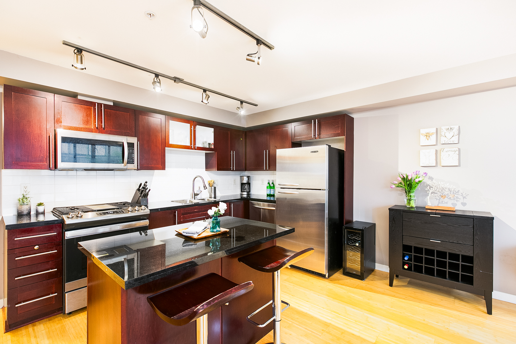 306-122 E 3rd Street, North Vancouver, British Columbia  V7L 1E6 - Photo 15 - RP7104484977