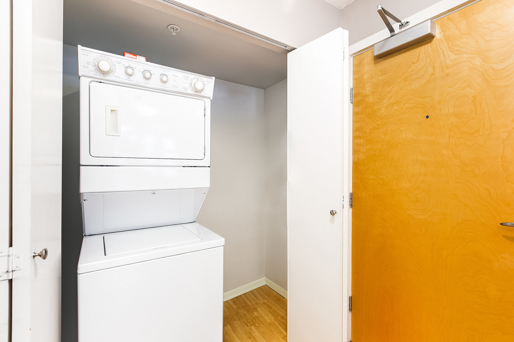 306-122 E 3rd Street, North Vancouver, British Columbia  V7L 1E6 - Photo 6 - RP7104484977