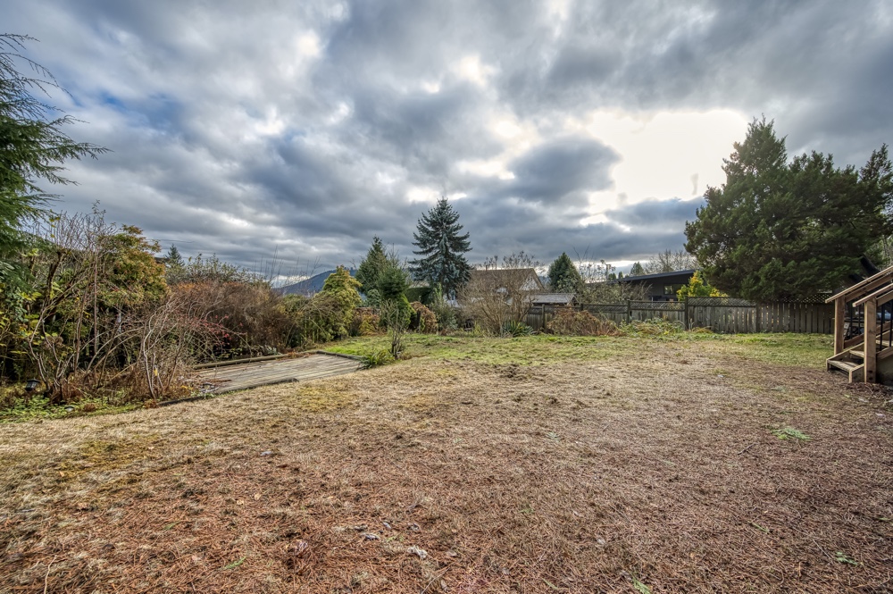 520 Fairway Drive, North Vancouver, British Columbia  V7G 1L6 - Photo 4 - R2635430